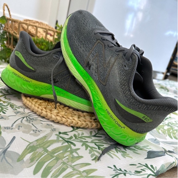 New Balance Men’s Fresh Foam X Ocean Gray Vibrant Green Athletic Running Shoes - Picture 11 of 16